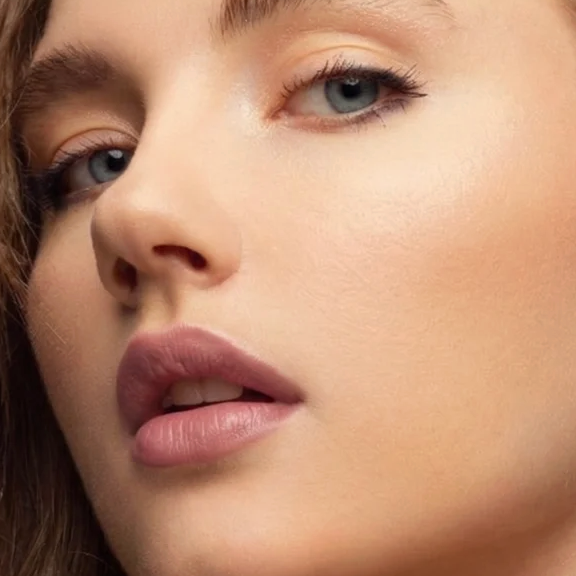 L3 Matte Lipstick — Rouge à Lèvres Longue Tenue