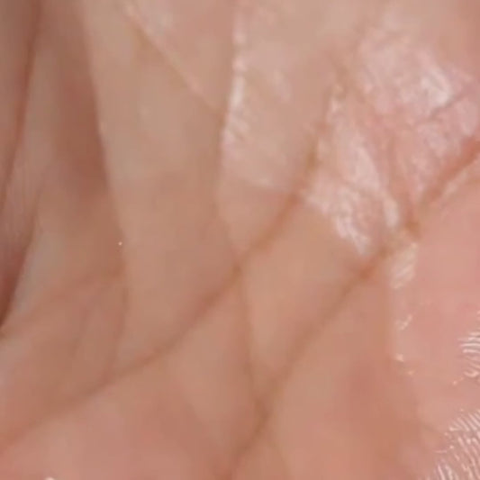 Hydra Cleansing Oil-to-Milk